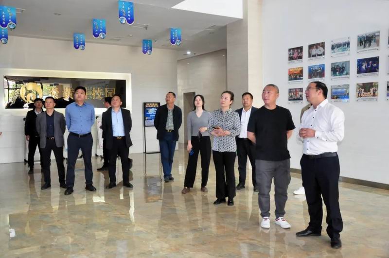 1689405967460073.jpg 640.jpg